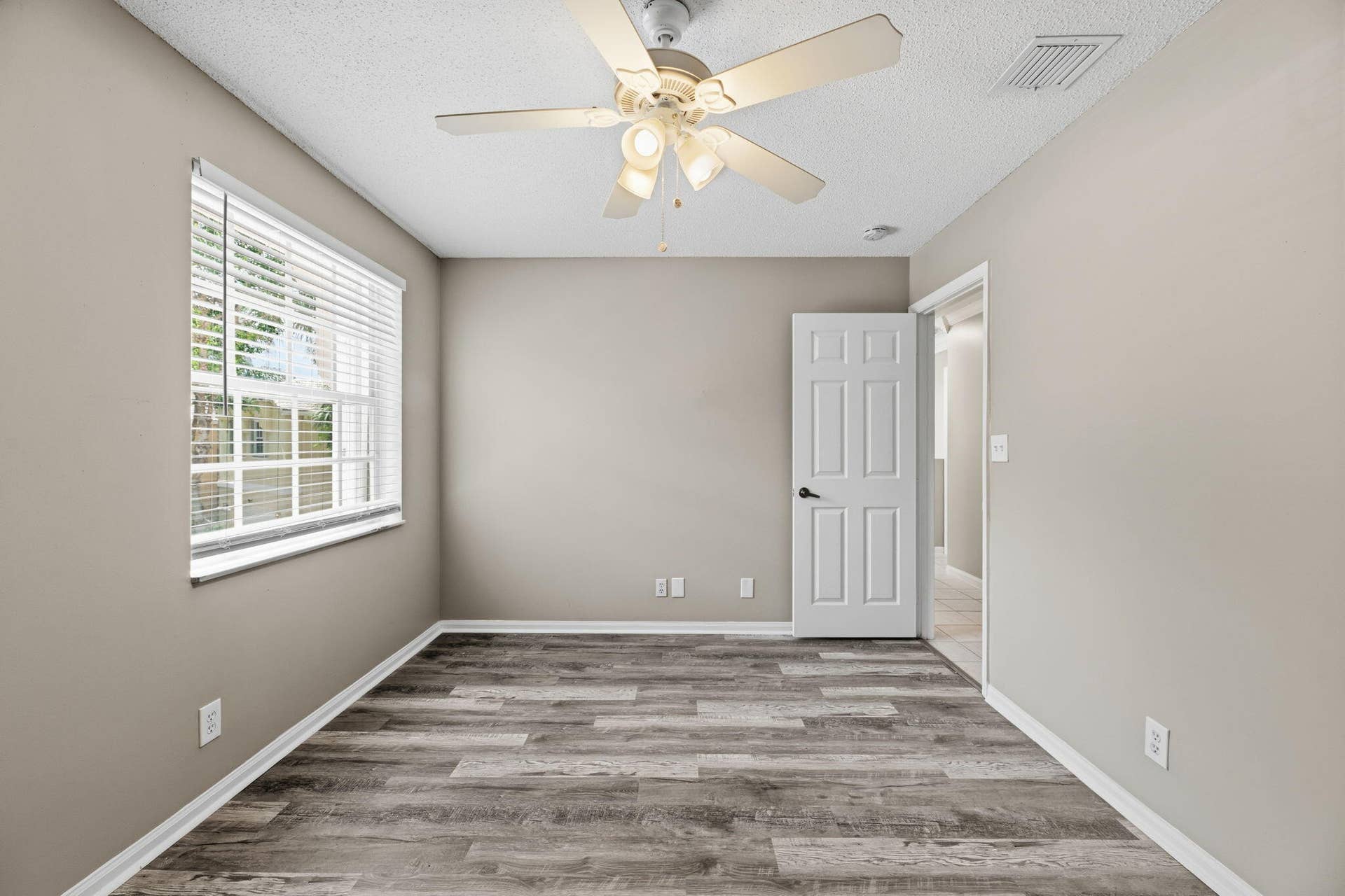 4745 NW 114th Drive, Coral Springs, FL 33076 015_ListerPros