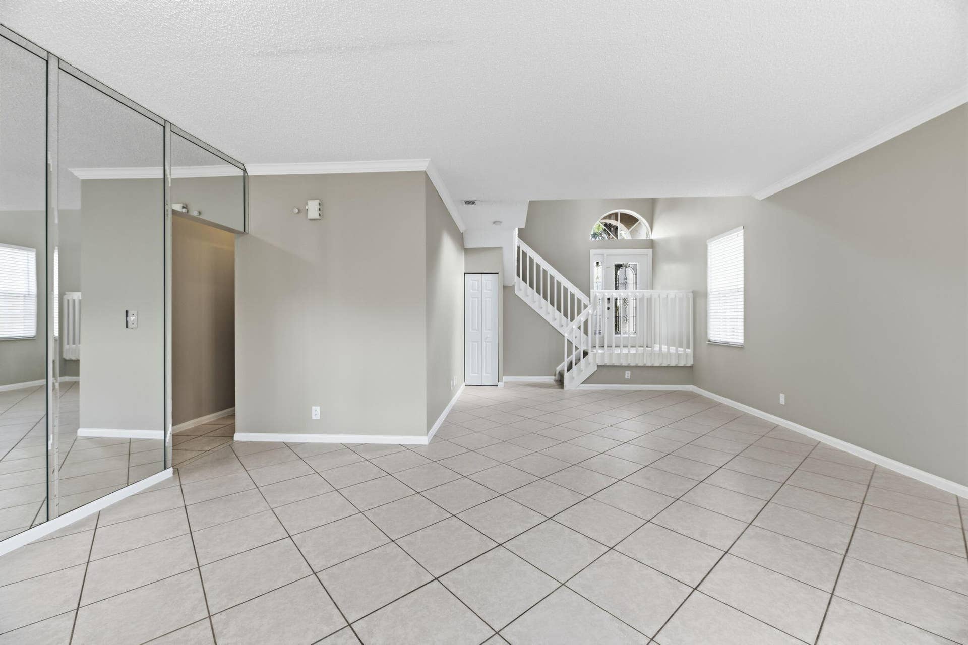 4745 NW 114th Drive, Coral Springs, FL 33076 002_ListerPros