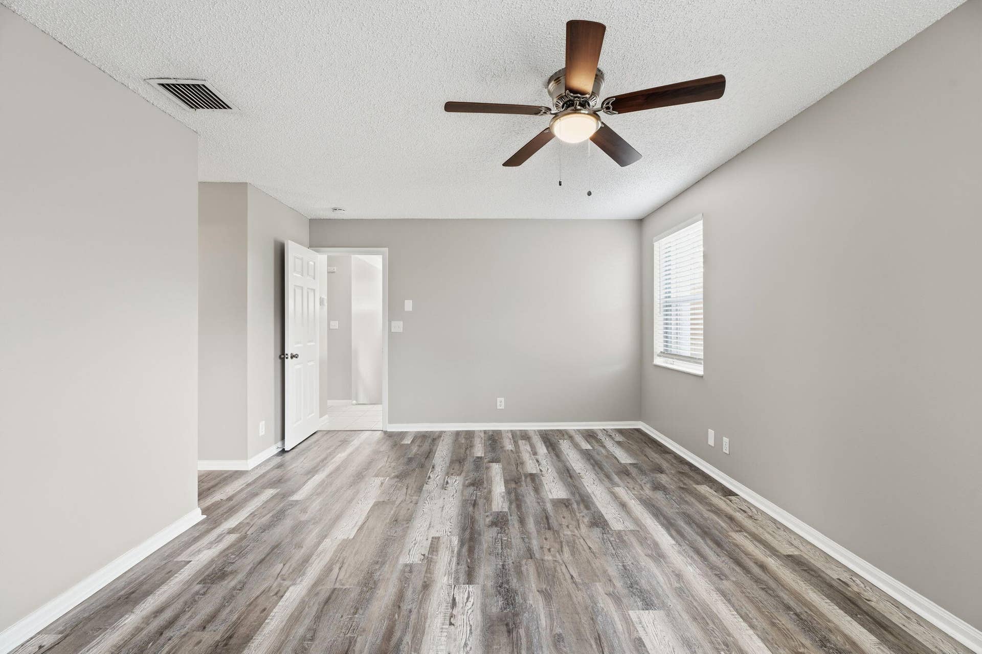 4745 NW 114th Drive, Coral Springs, FL 33076 013_ListerPros