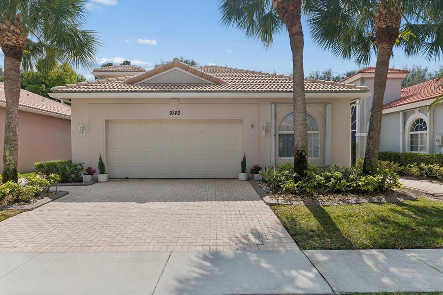 Property photo for 9142 BAY POINT Circle, West Palm Beach, FL