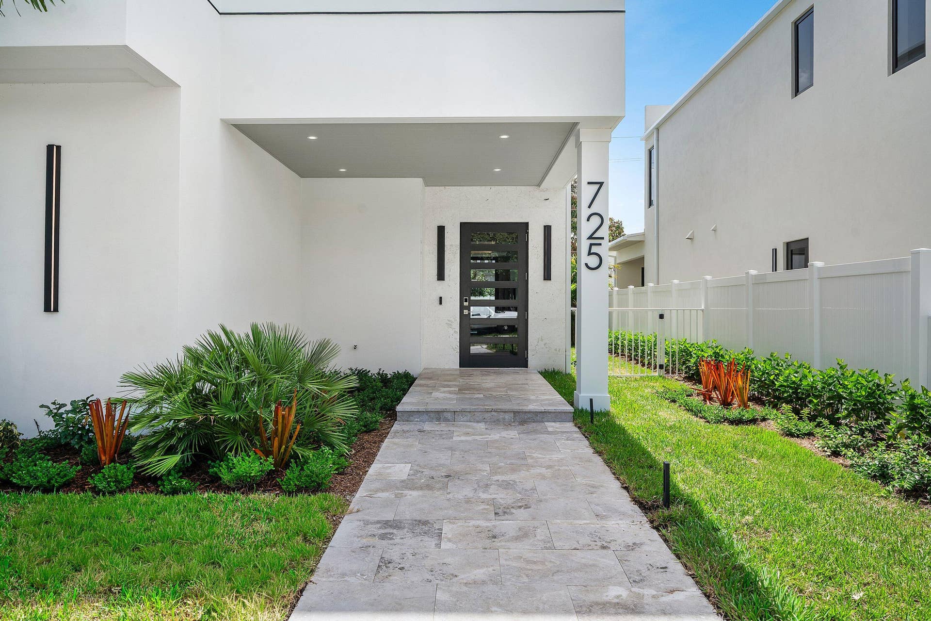 715 SE 4th Avenue, Delray Beach, FL 33483 004-725Southeast4thAvenue-DelrayBeach-FL