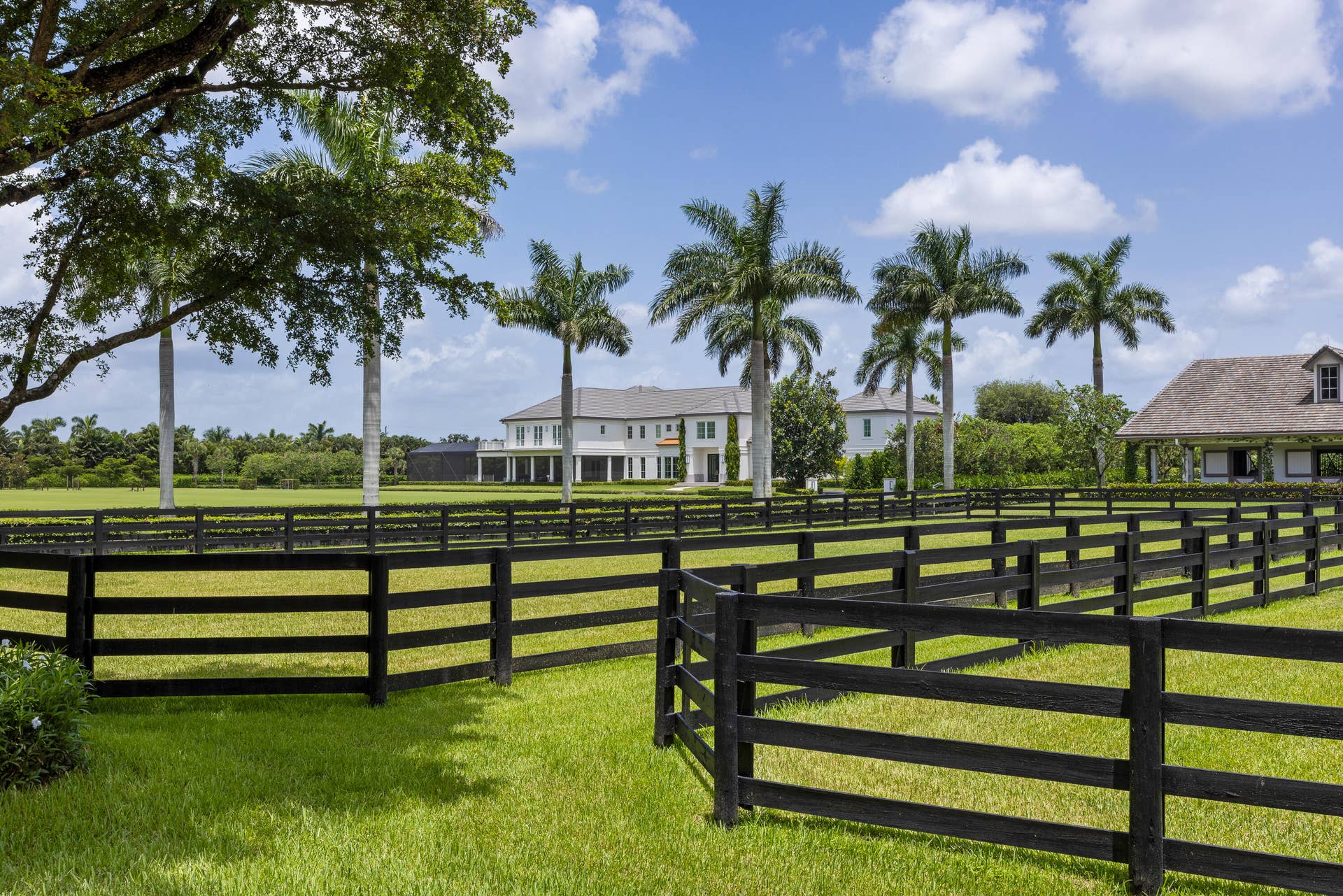 15527 Imperial Point Lane, Wellington, FL 33414 Paddocks