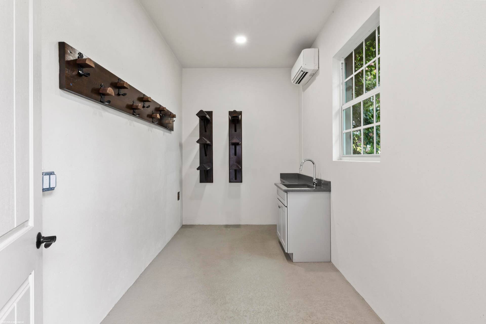15527 Imperial Point Lane, Wellington, FL 33414 Barn Overflow Tack Room