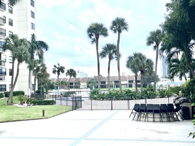 2900 NE 14th Street Causeway, #403, Pompano Beach, FL 33062 Pool Area