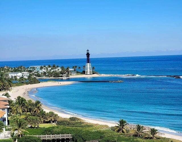 2900 NE 14th Street Causeway, #403, Pompano Beach, FL 33062 Famous Hillsboro Inlet Lighthouse