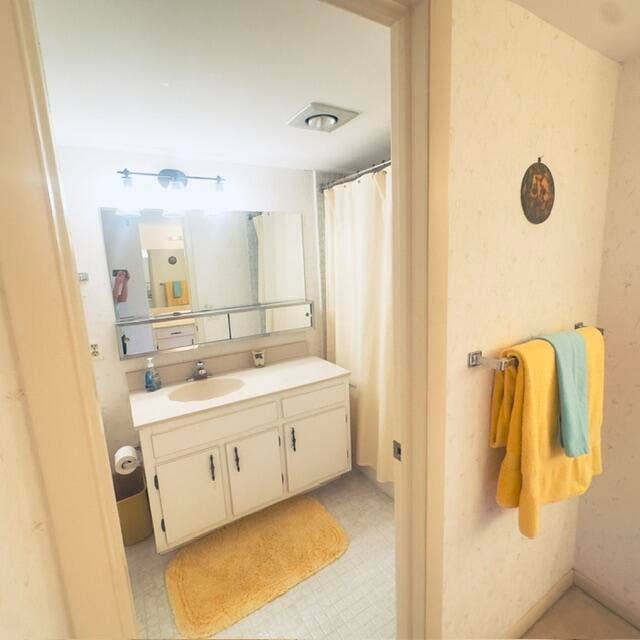 2900 NE 14th Street Causeway, #403, Pompano Beach, FL 33062 Primary Bathroom