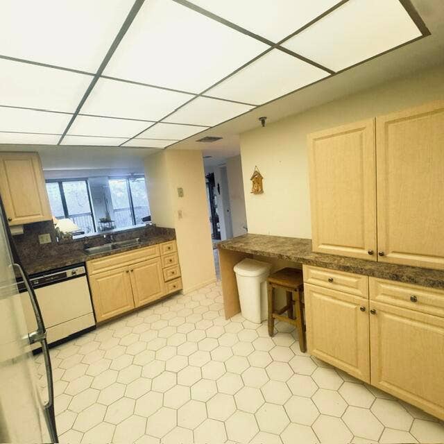 2900 NE 14th Street Causeway, #403, Pompano Beach, FL 33062 Kitcghen