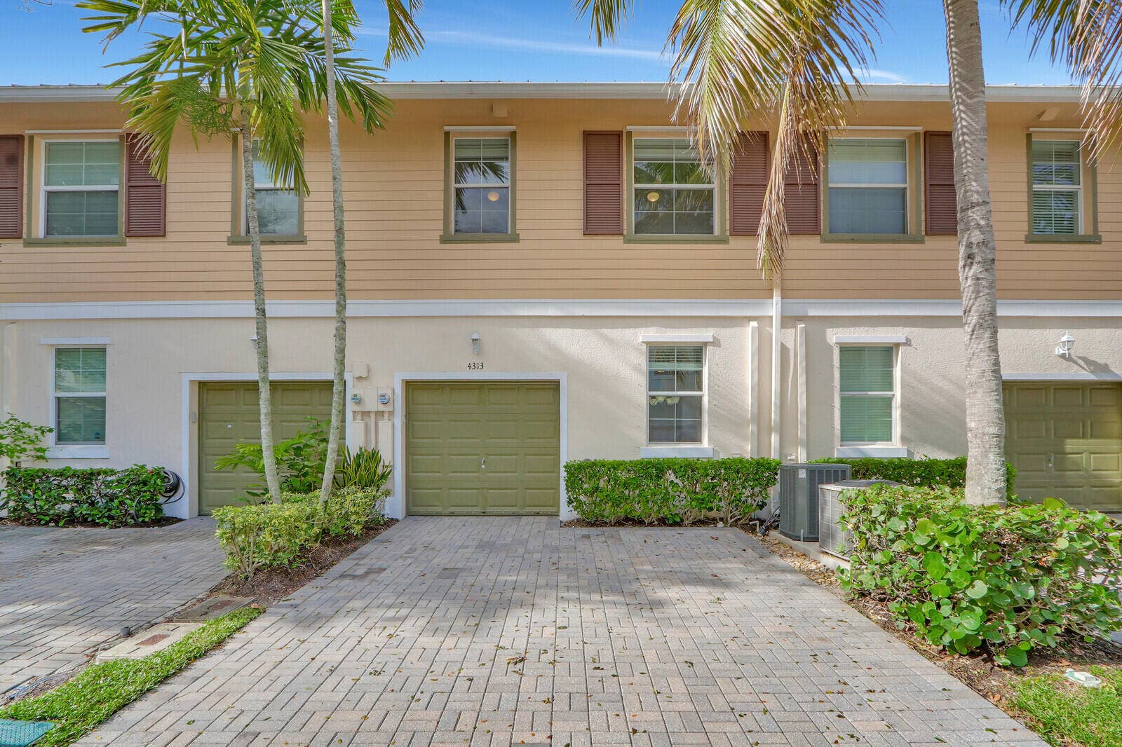 4313 PARKSIDE Drive, Jupiter, Jupiter, FL 33458 rear view