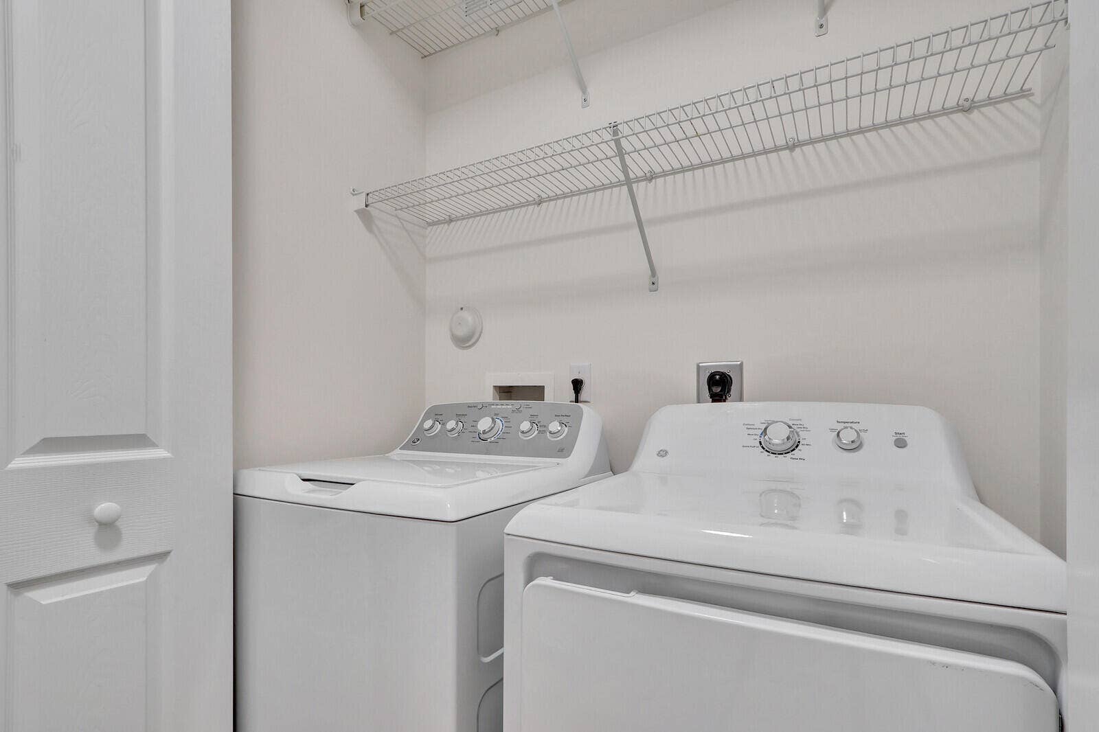 4313 PARKSIDE Drive, Jupiter, Jupiter, FL 33458 laundry