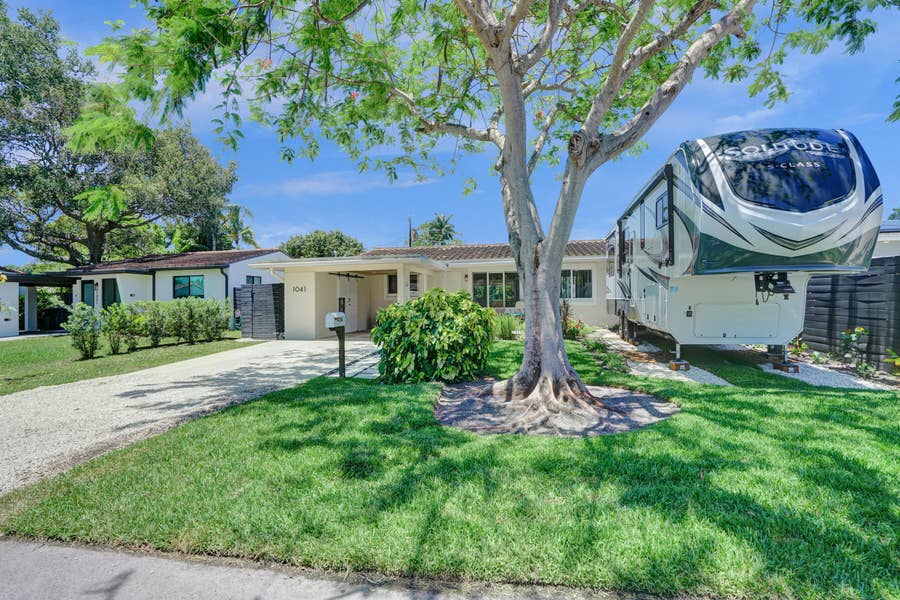 Property photo for 1041 SW 32ND Street, Fort Lauderdale, FL