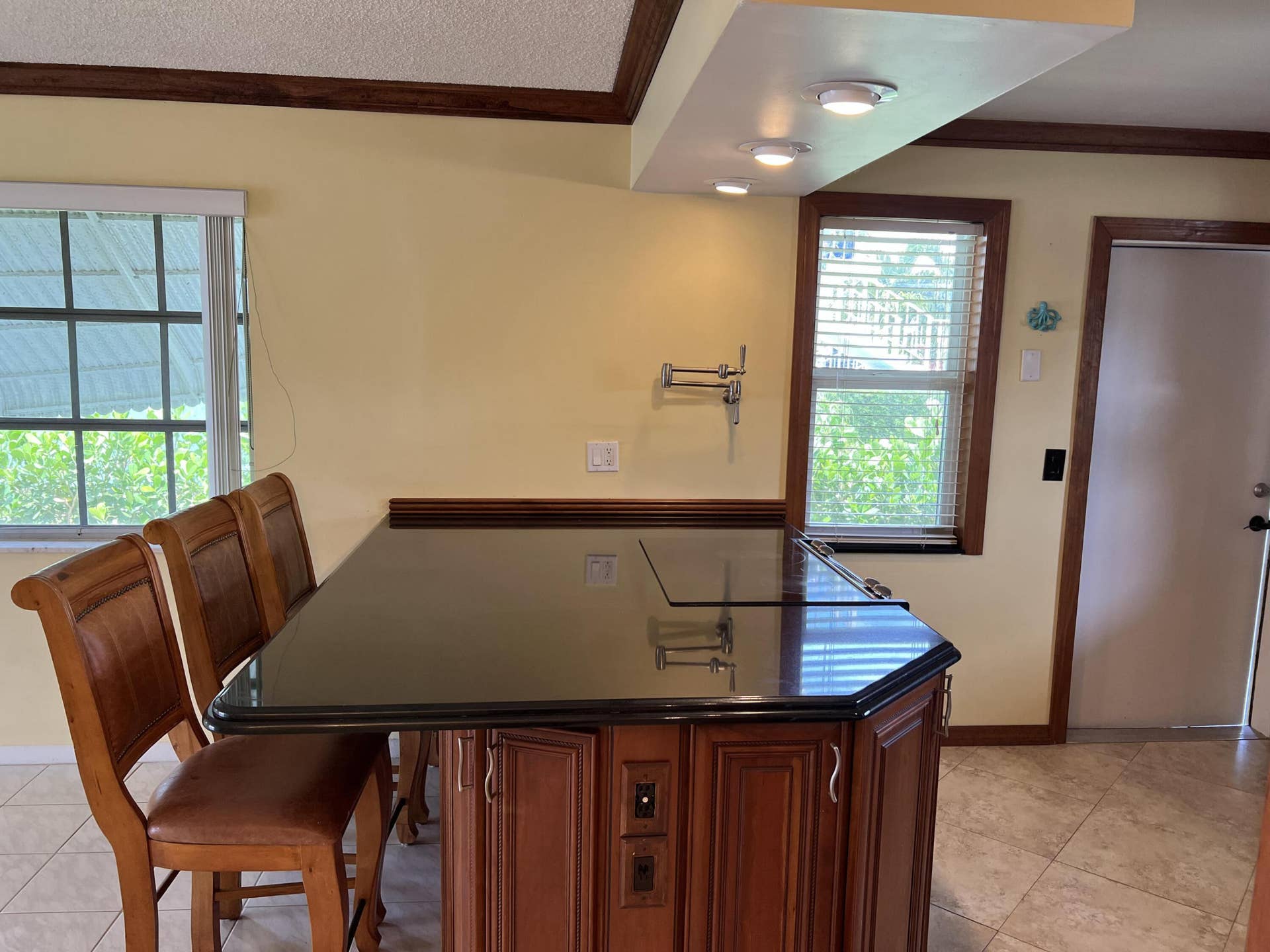 109 WETTAW Lane, #101, North Palm Beach, North Palm Beach, FL 33408 3p