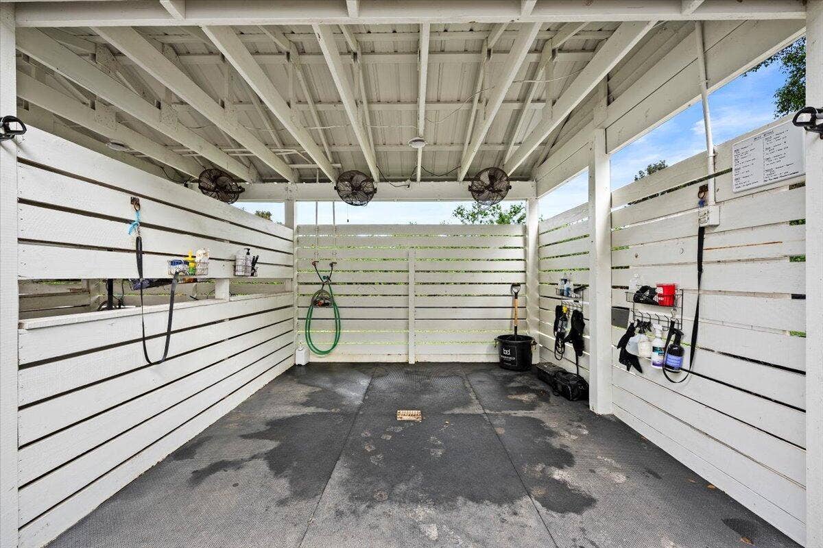 5625 140th Avenue S, Wellington, FL 33449 032-LUX_4628