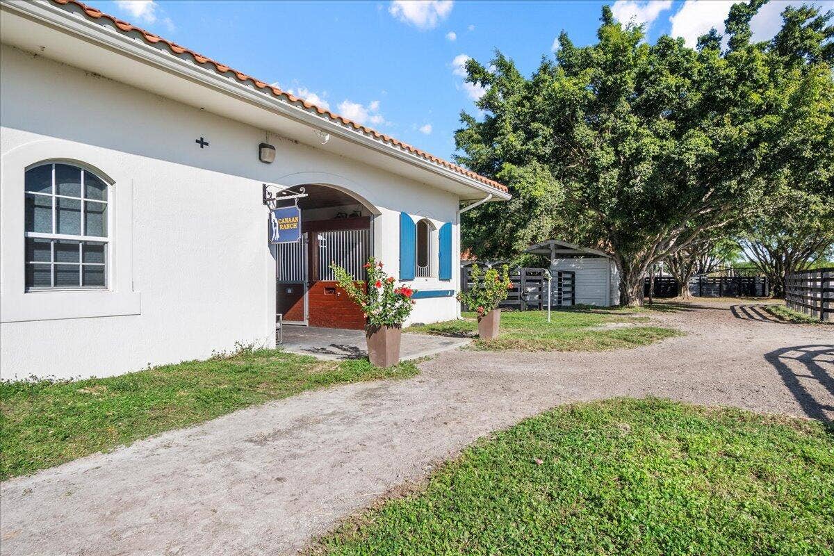 5625 140th Avenue S, Wellington, FL 33449 104-JLC_0765