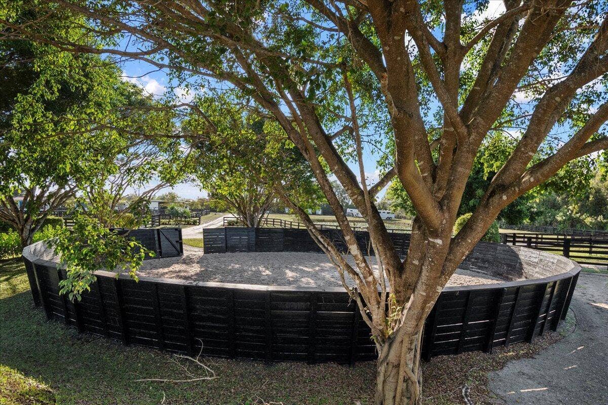 5625 140th Avenue S, Wellington, FL 33449 125-JLC_0975