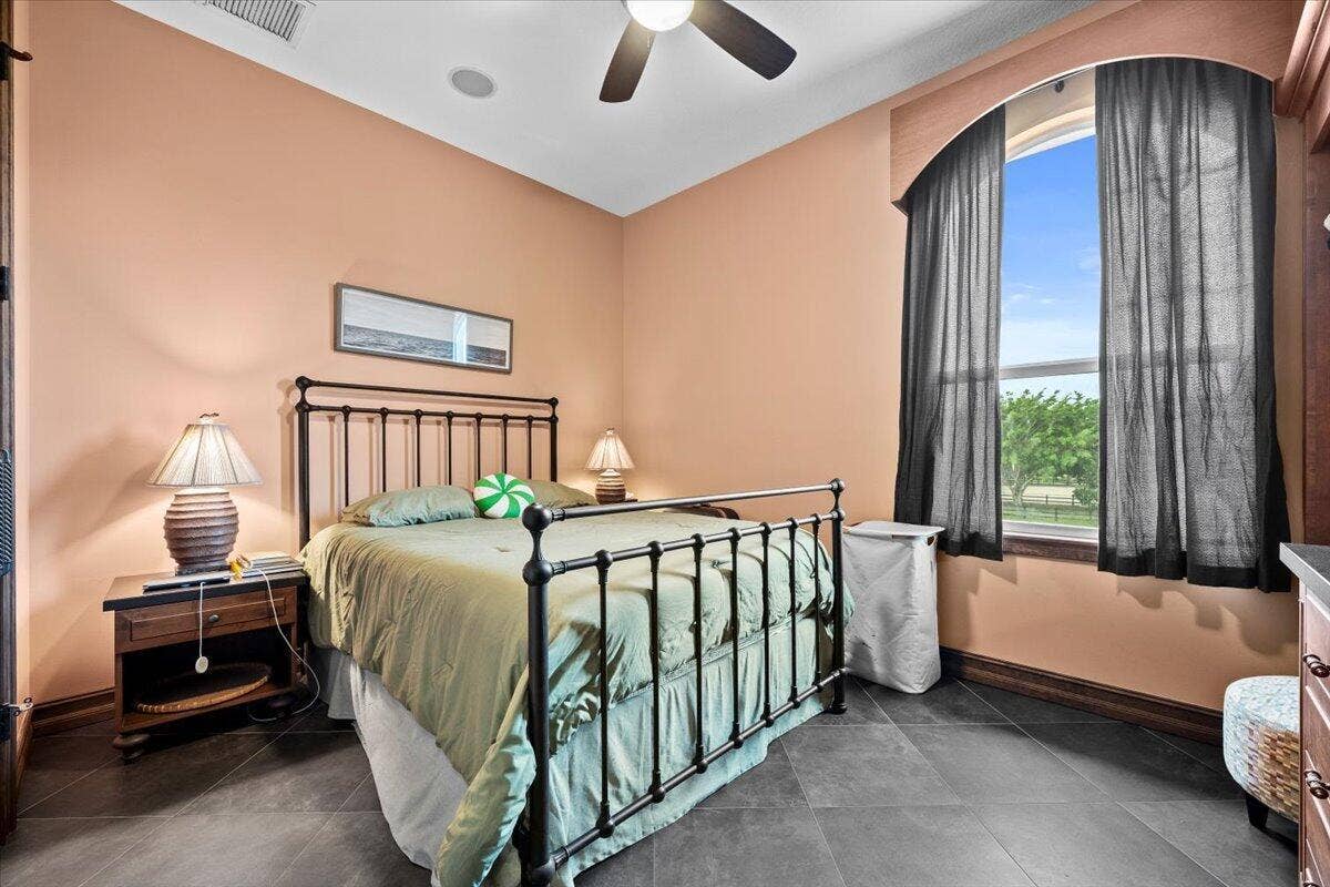 5625 140th Avenue S, Wellington, FL 33449 078-LUX_5007