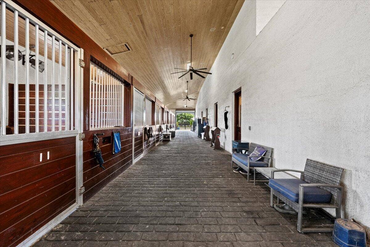 5625 140th Avenue S, Wellington, FL 33449 063-LUX_4868
