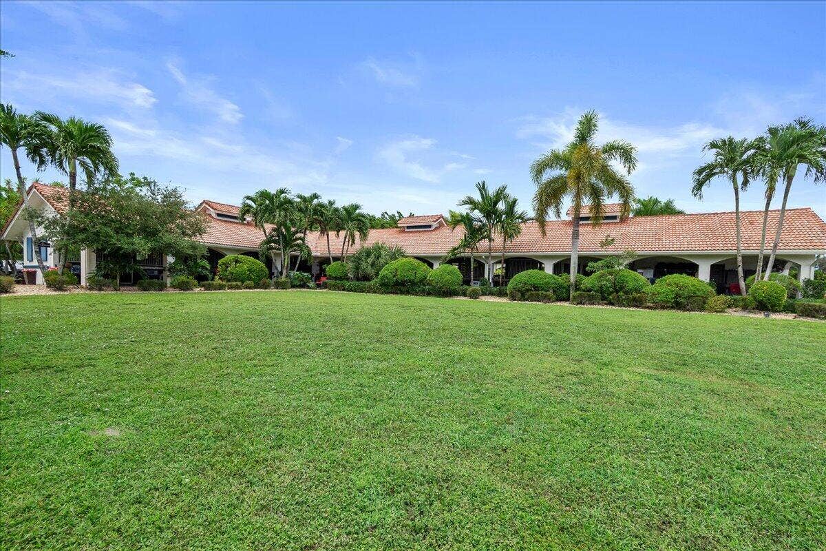5625 140th Avenue S, Wellington, FL 33449 15-JLC_4287