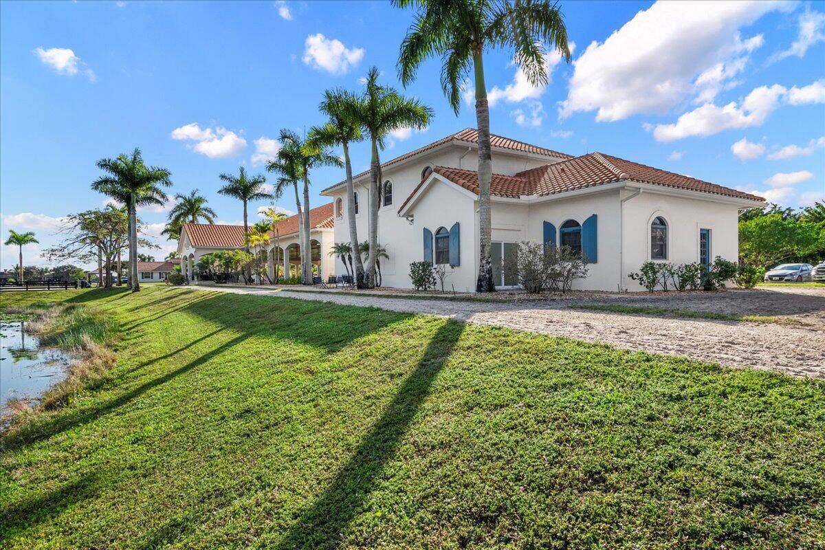 5625 140th Avenue S, Wellington, FL 33449 118-JLC_0900