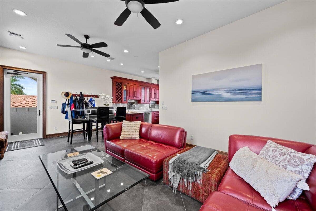 5625 140th Avenue S, Wellington, FL 33449 083-LUX_5027