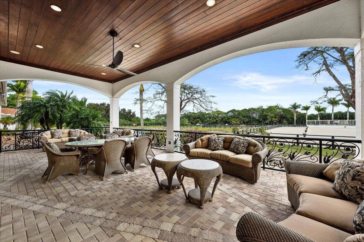 5625 140th Avenue S, Wellington, FL 33449 023-LUX_4570