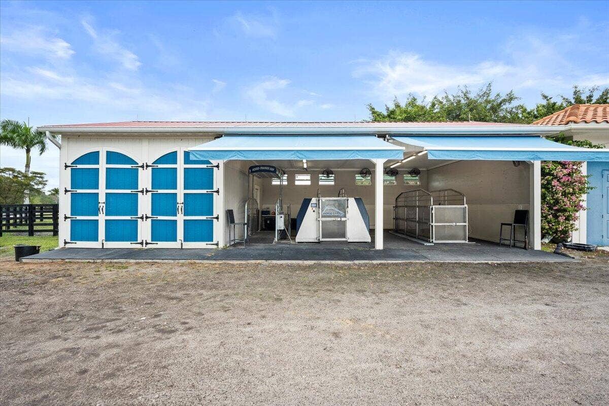 5625 140th Avenue S, Wellington, FL 33449 057-LUX_4815