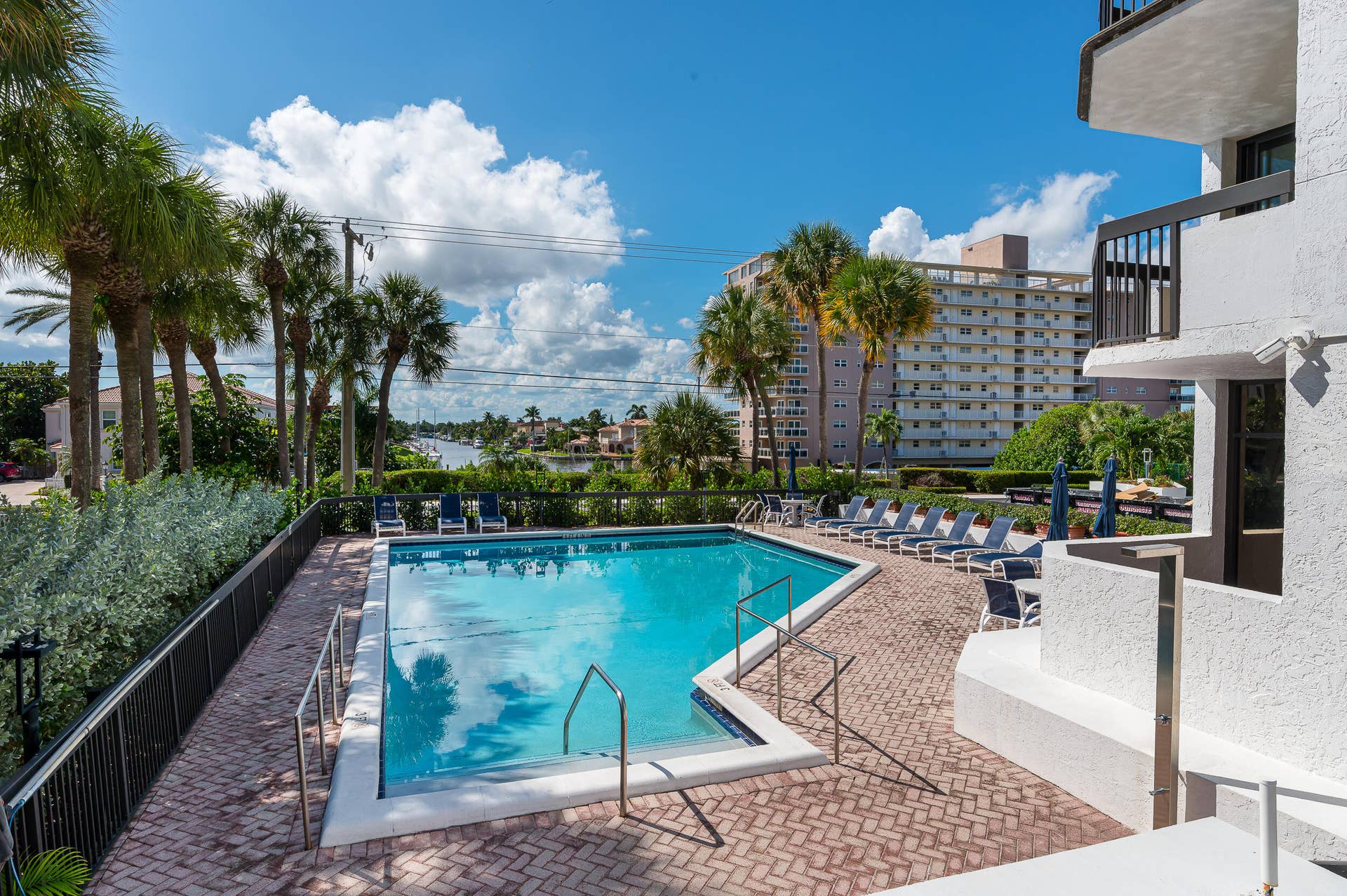 1155 Hillsboro Mile, Hillsboro Beach, FL 33062 photo-12