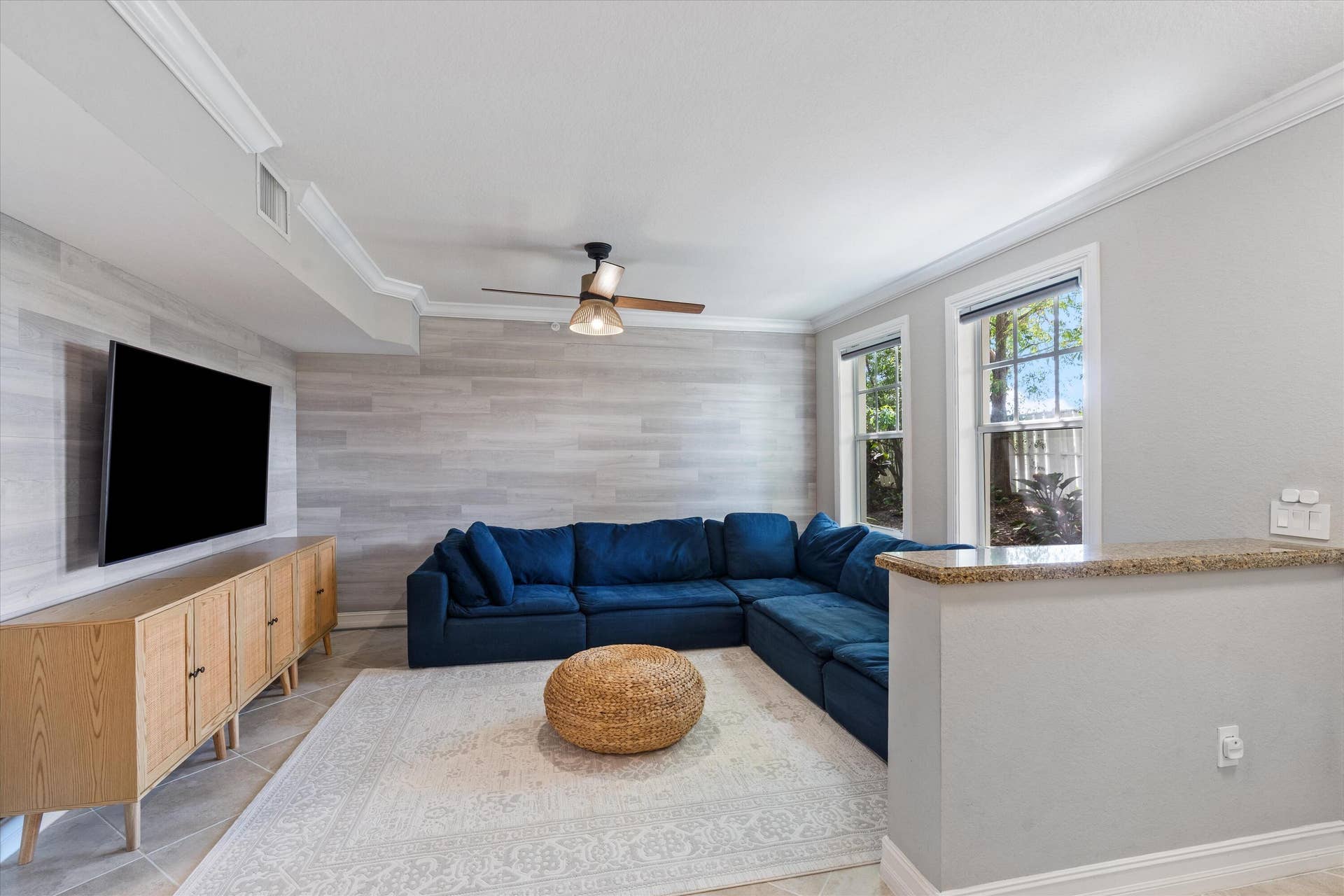 6376 W SAMPLE Road, #6376, Coral Springs, FL 33067 Living Room