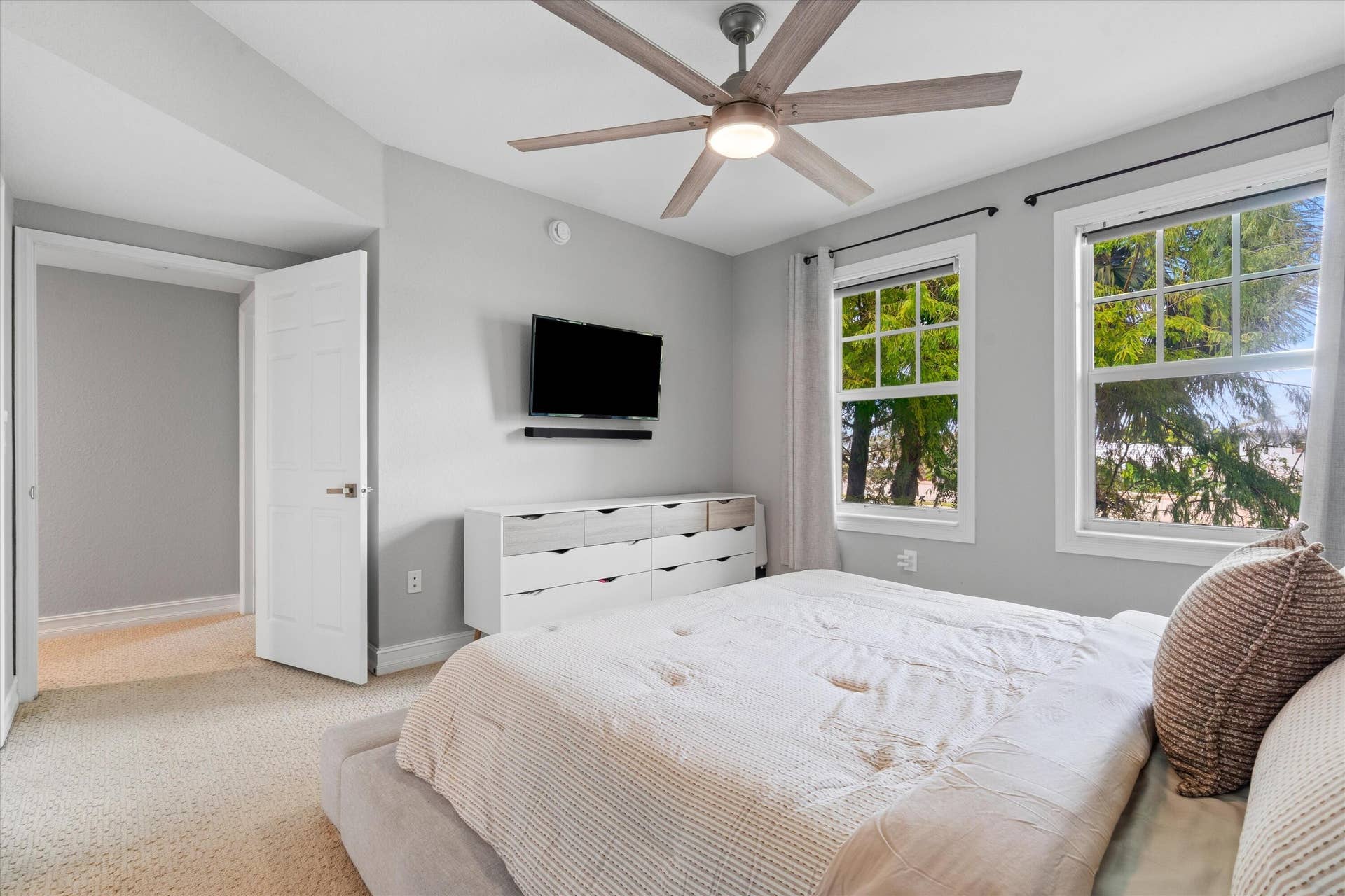 6376 W SAMPLE Road, #6376, Coral Springs, FL 33067 Primary Bedroom