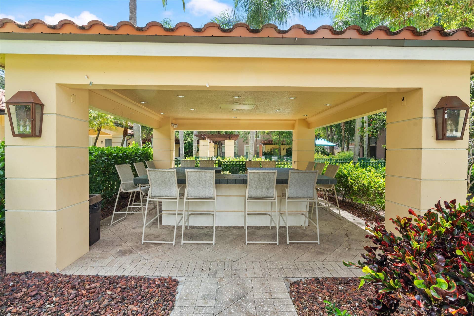6376 W SAMPLE Road, #6376, Coral Springs, FL 33067 Pool Bar Serving Area