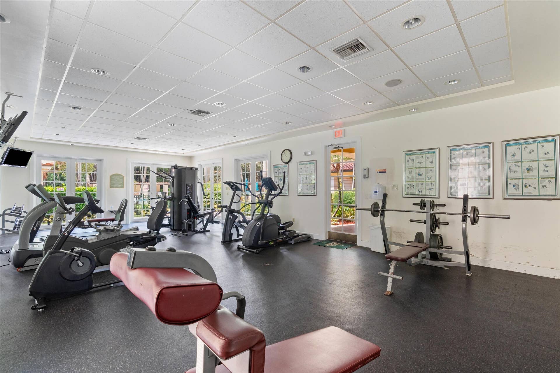 6376 W SAMPLE Road, #6376, Coral Springs, FL 33067 Community Gym