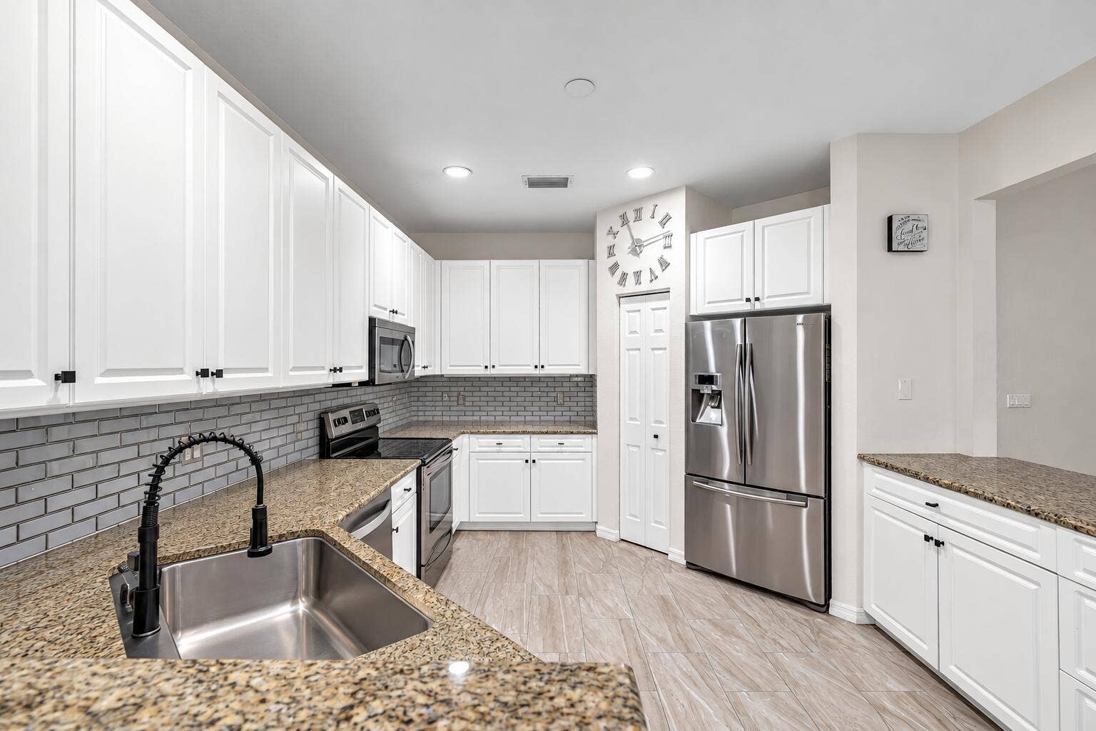 Kitchen/Pantry Area