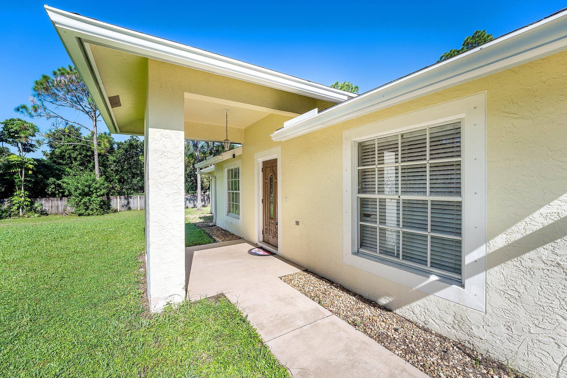 007-1231566thStreetNorth-WestPalmBeach-F