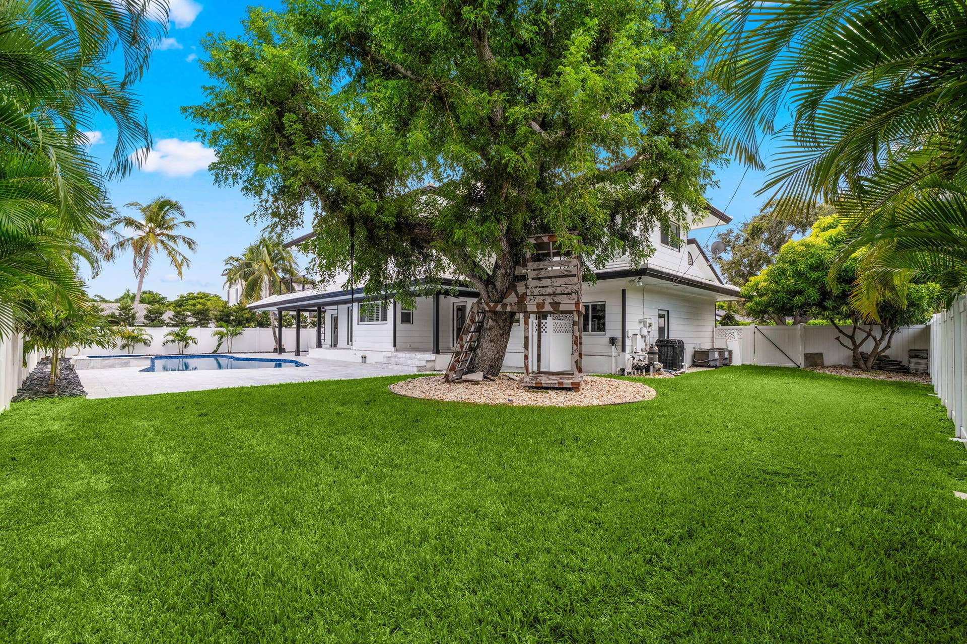5100 NE 30TH Terrace, Lighthouse Point, Lighthouse Point, FL 33064 Backyard