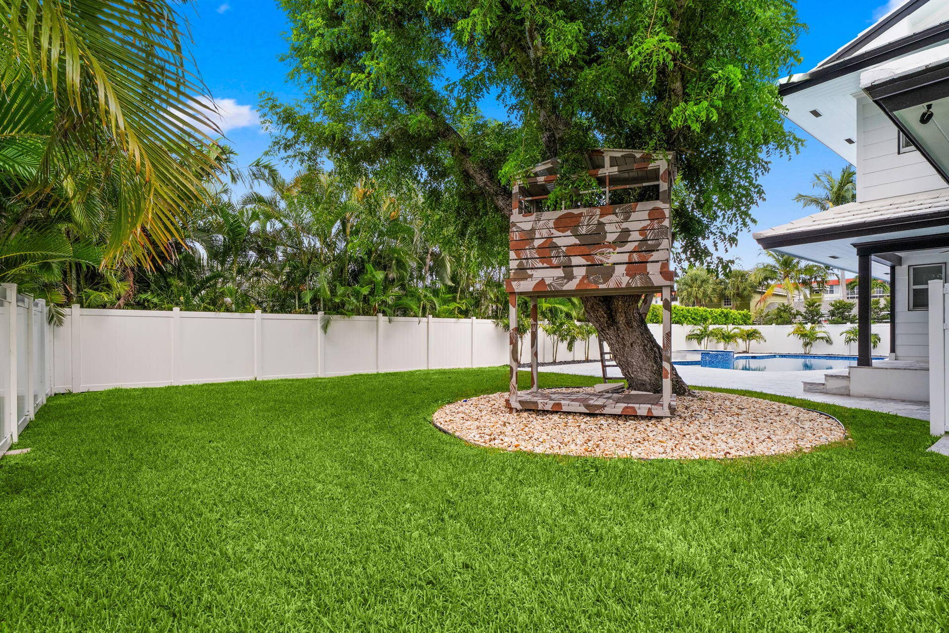 5100 NE 30TH Terrace, Lighthouse Point, Lighthouse Point, FL 33064 Backyard
