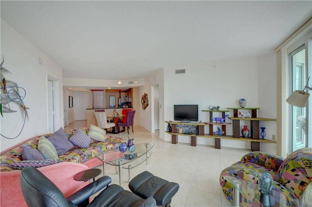 401 SW 4TH Avenue, #808, Fort Lauderdale, FL 33315 GetMedia (14)