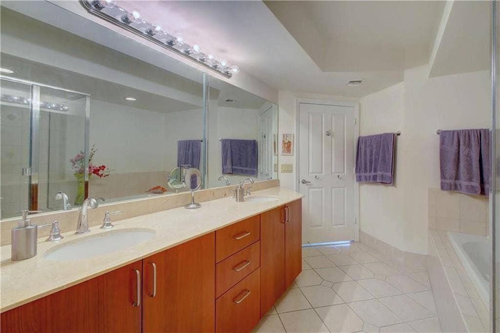 401 SW 4TH Avenue, #808, Fort Lauderdale, FL 33315 GetMedia (16)