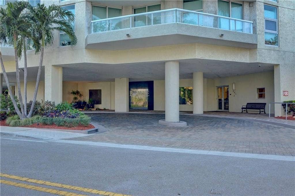 401 SW 4TH Avenue, #808, Fort Lauderdale, FL 33315 GetMedia (36)
