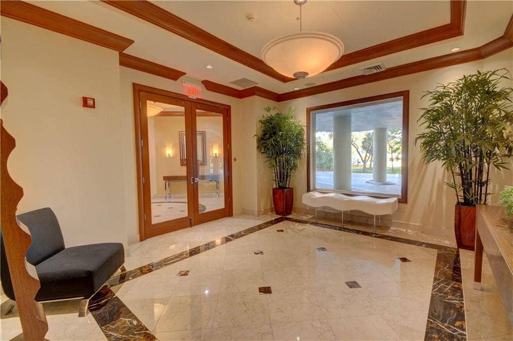 401 SW 4TH Avenue, #808, Fort Lauderdale, FL 33315 GetMedia (34)