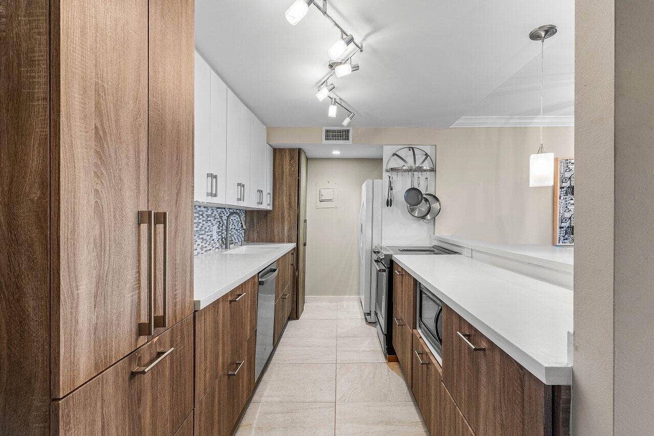 1208 Marine Way, #506, North Palm Beach, FL 33408 006-1208MarineWay-506-NorthPalmBeach-FL-