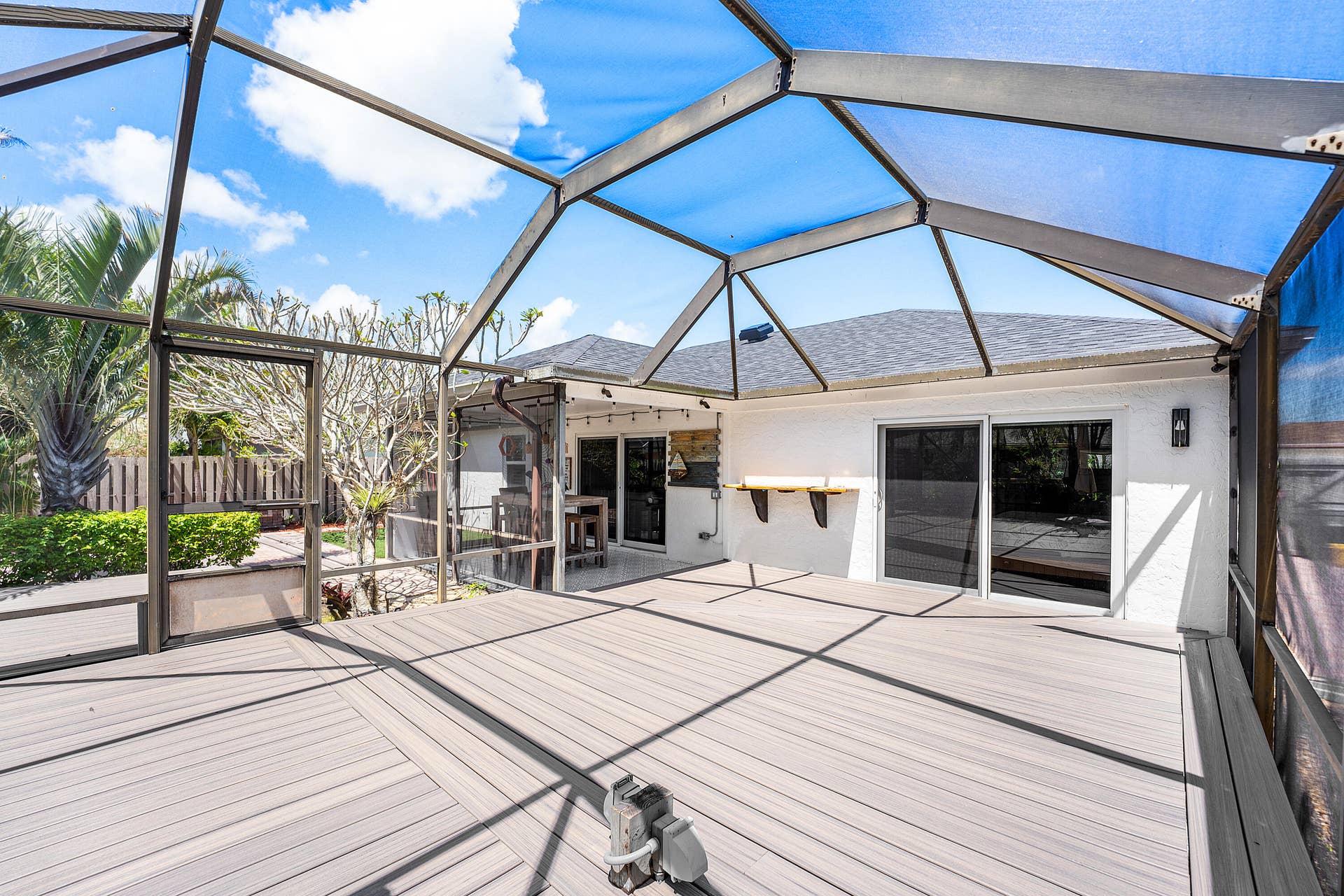 024-140ArrowheadCircle-Jupiter-FL-33458-