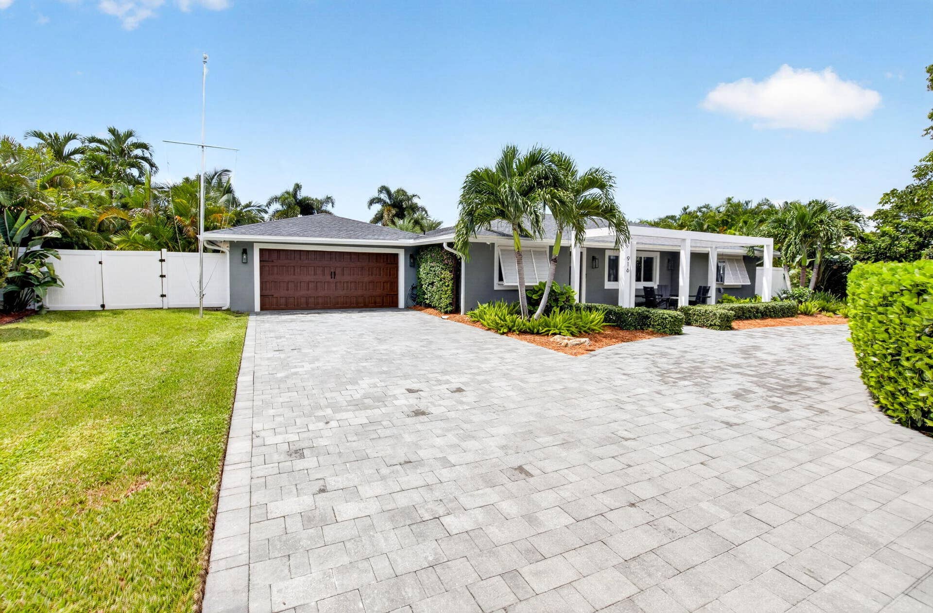 916 SW 36TH Court, Boynton Beach, FL 33435 5-web-or-mls-DSC_0612