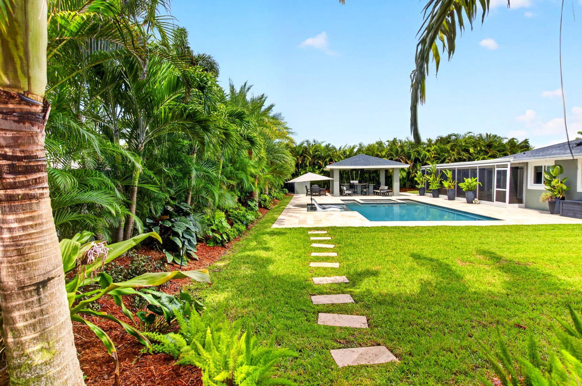 916 SW 36TH Court, Boynton Beach, FL 33435 59-web-or-mls-DSC_0501