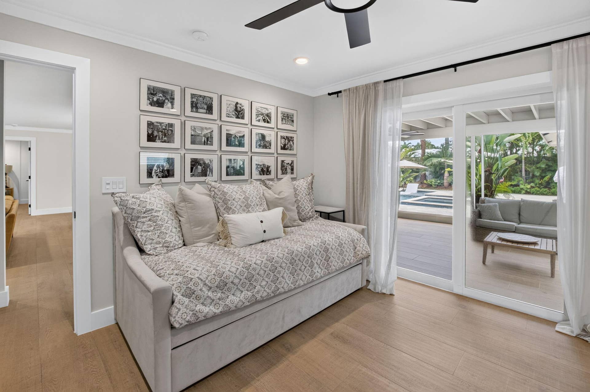 916 SW 36TH Court, Boynton Beach, FL 33435 38-web-or-mls-DSC_0804