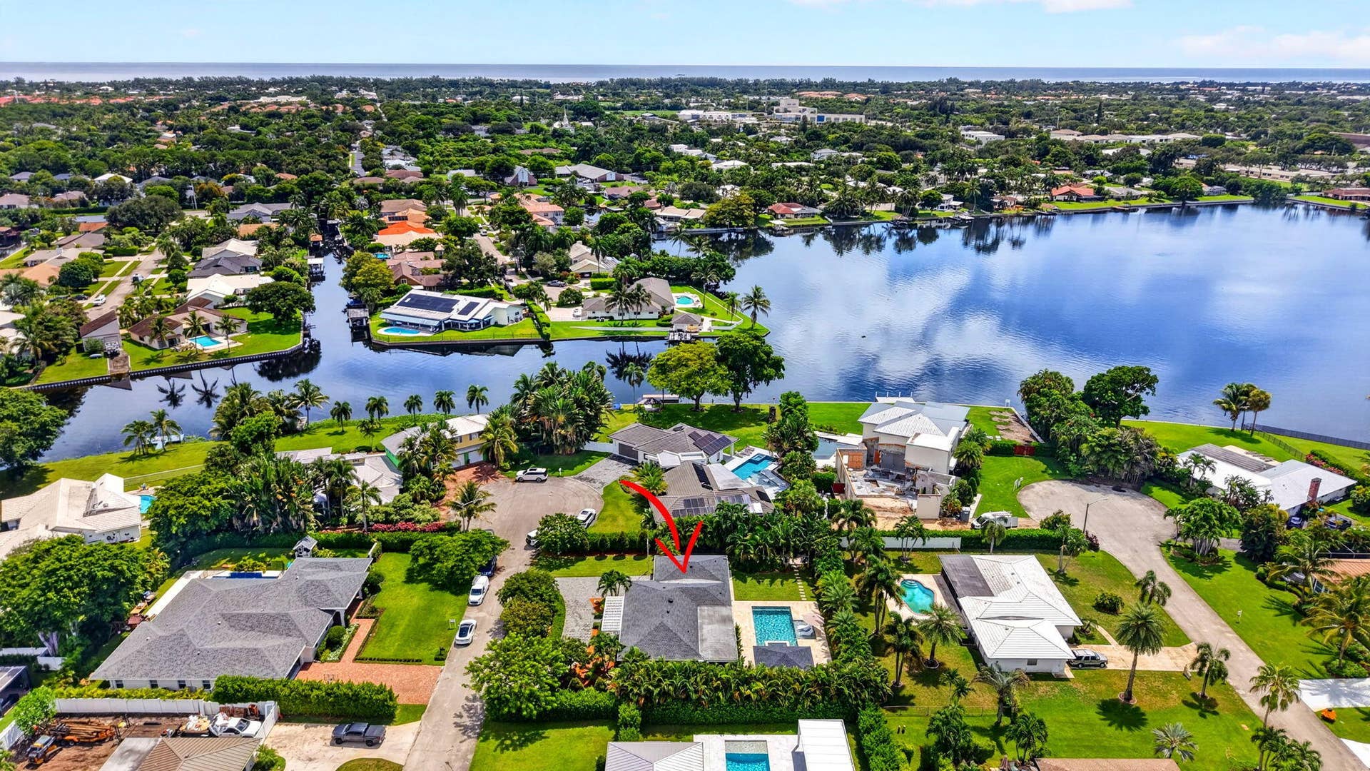 916 SW 36TH Court, Boynton Beach, FL 33435 74-web-or-mls-DJI_20260902122402_0855_D
