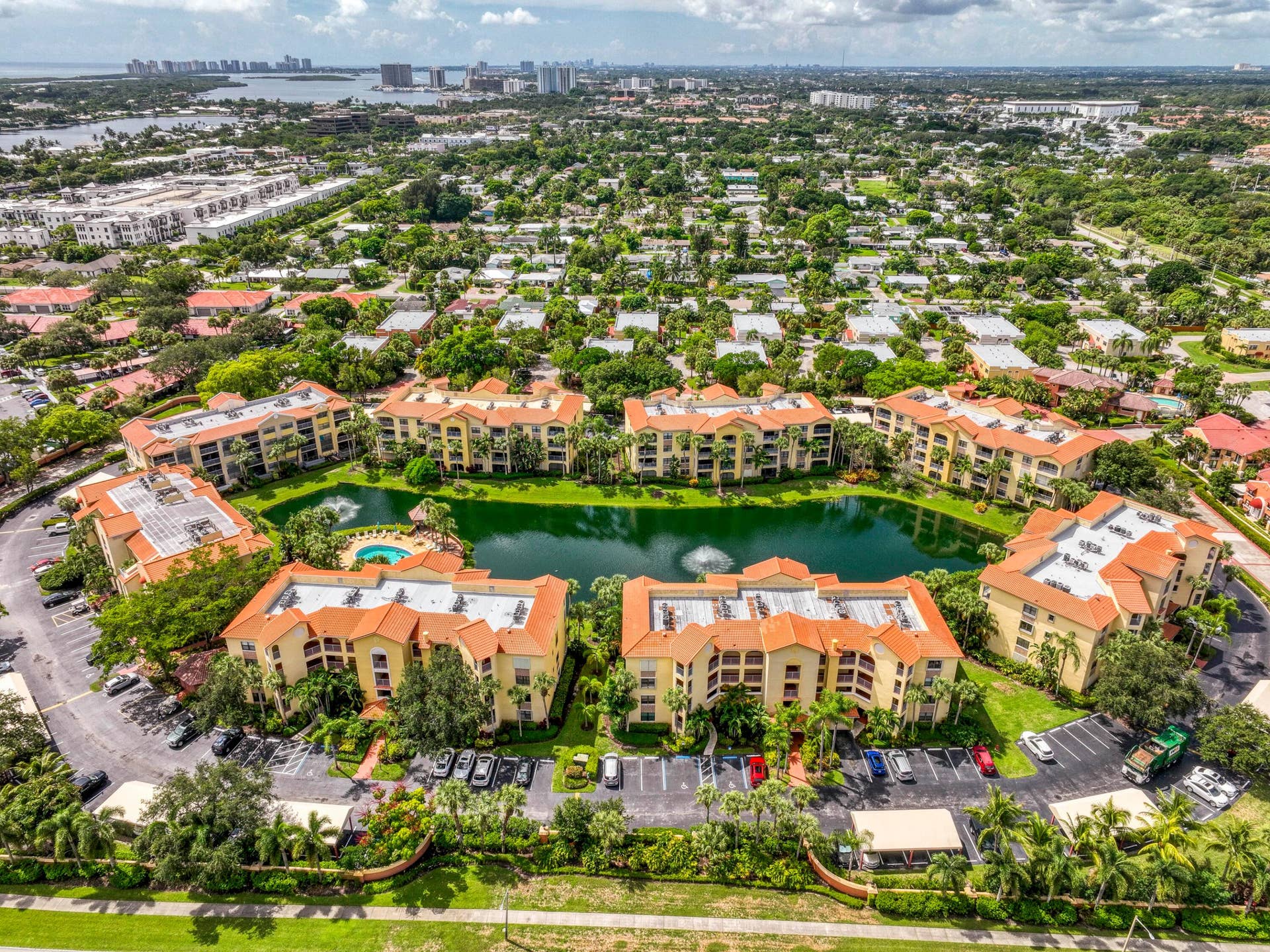 800 Uno Lago Drive, #105, Juno Beach, FL 33408 DJI_0463