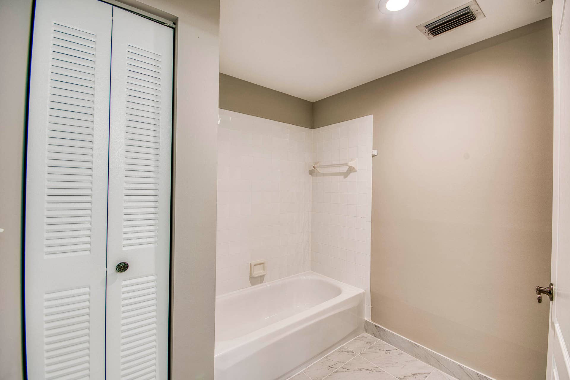800 Uno Lago Drive, #105, Juno Beach, FL 33408 _IMG8862_HDR