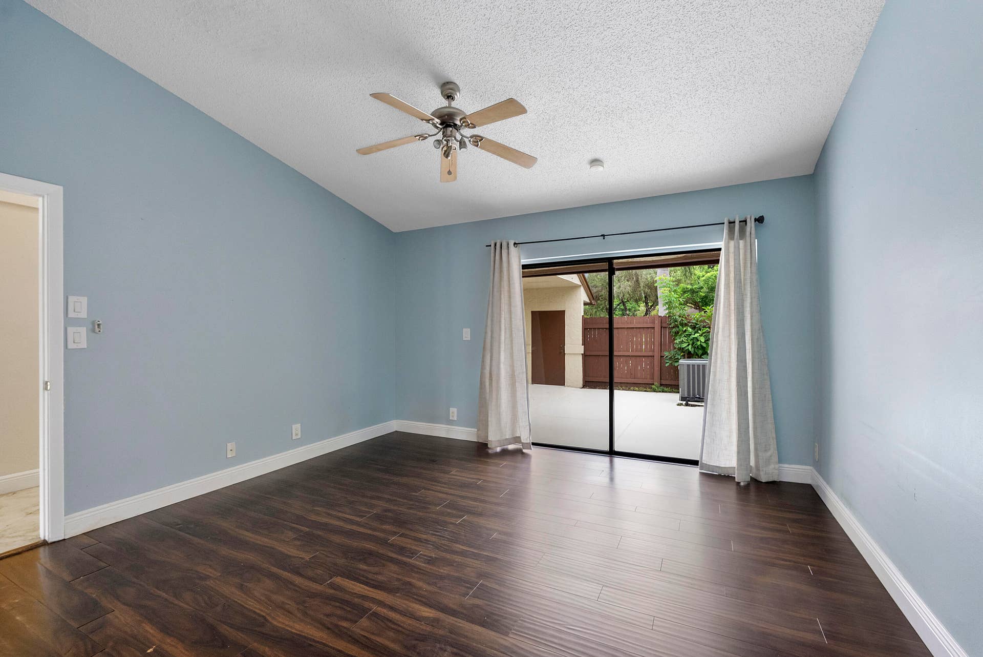 22686 Vistawood Way_028
