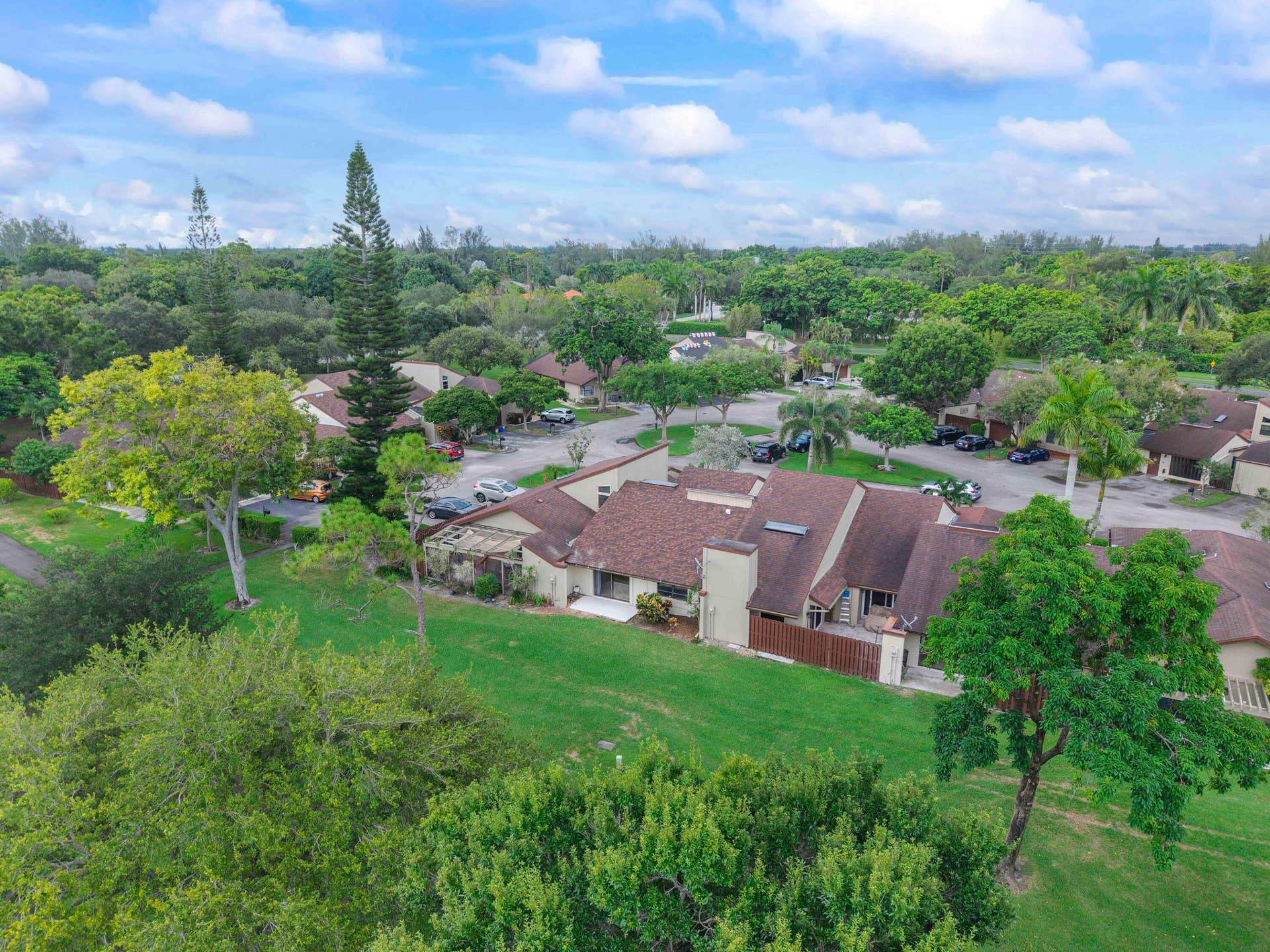 22686 Vistawood Way_005