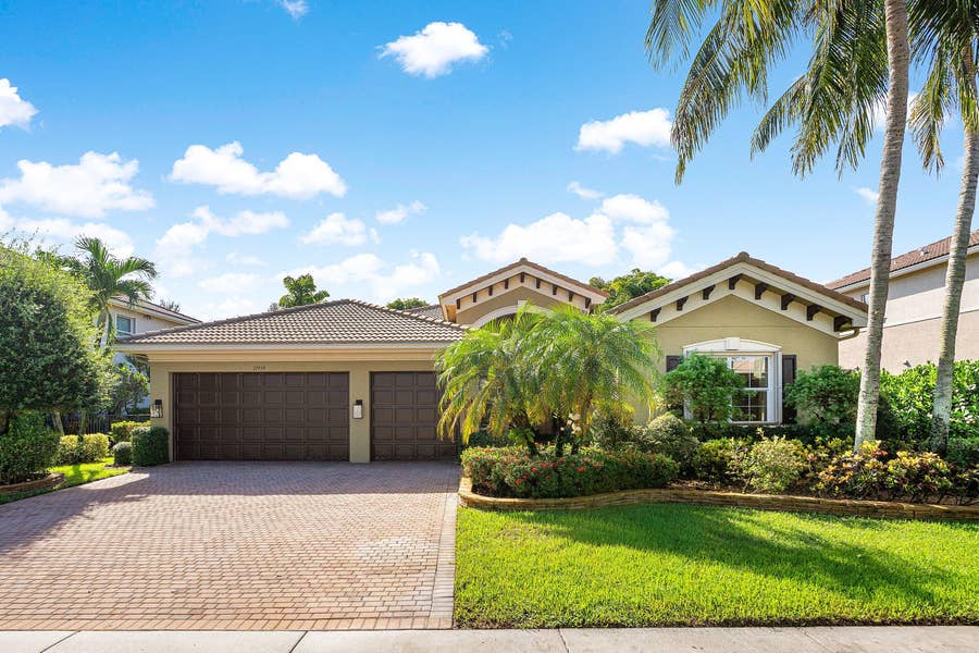 Property photo for 11939 Fox Hill Circle, Boynton Beach, FL
