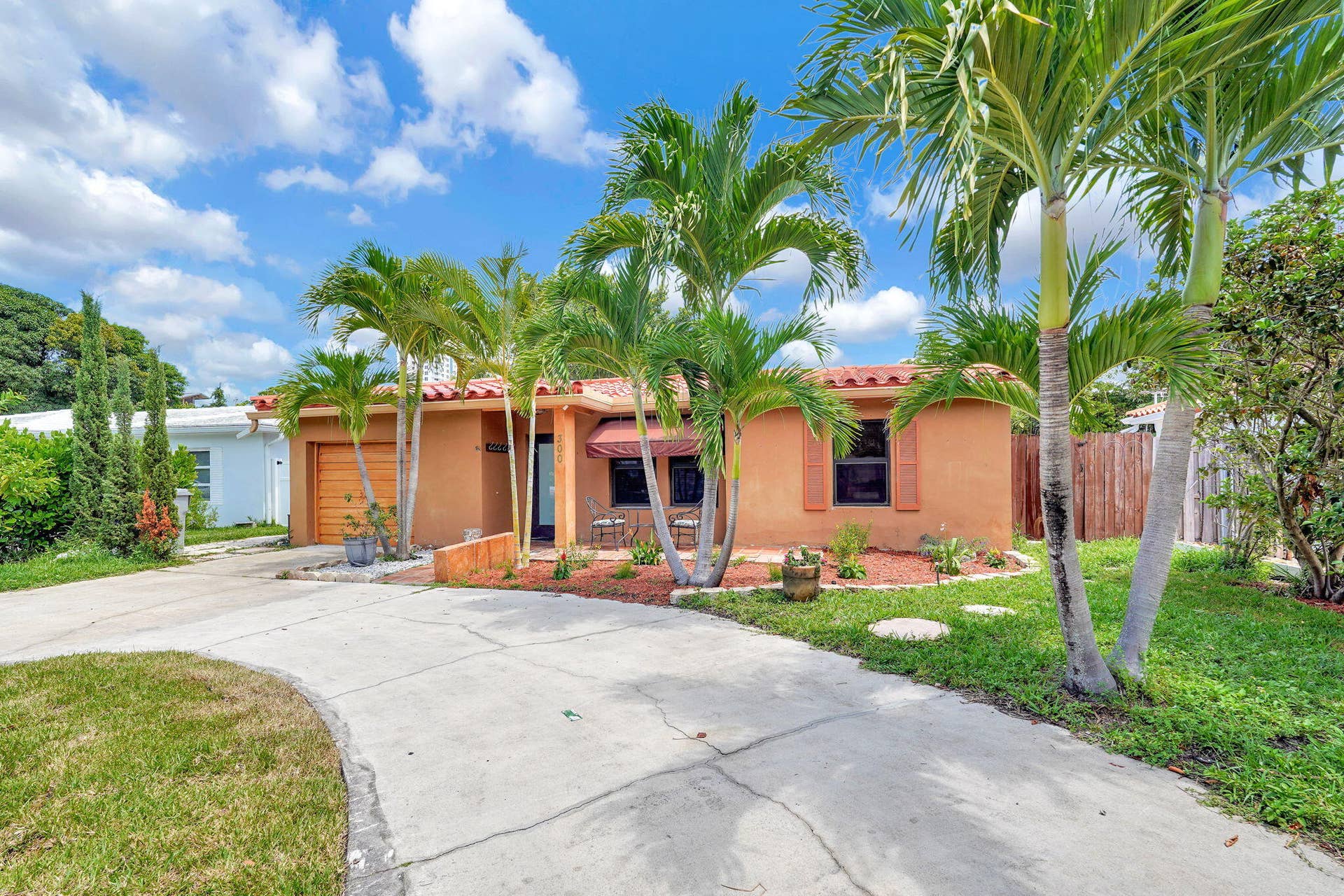 300 S Riverside Drive, Pompano Beach, FL 33062 37-web-or-mls-DSC05239